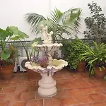 Konukevi Moscatel 2*